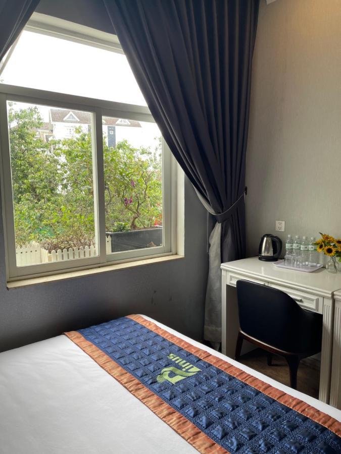 Pinus Hotel Dalat Exterior foto